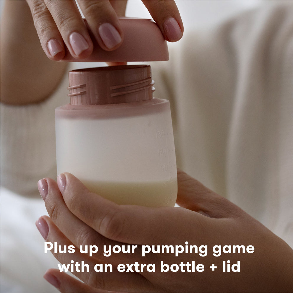 2-in-1 Manual Breast Pump Silicone Bottle + Replacement Lid